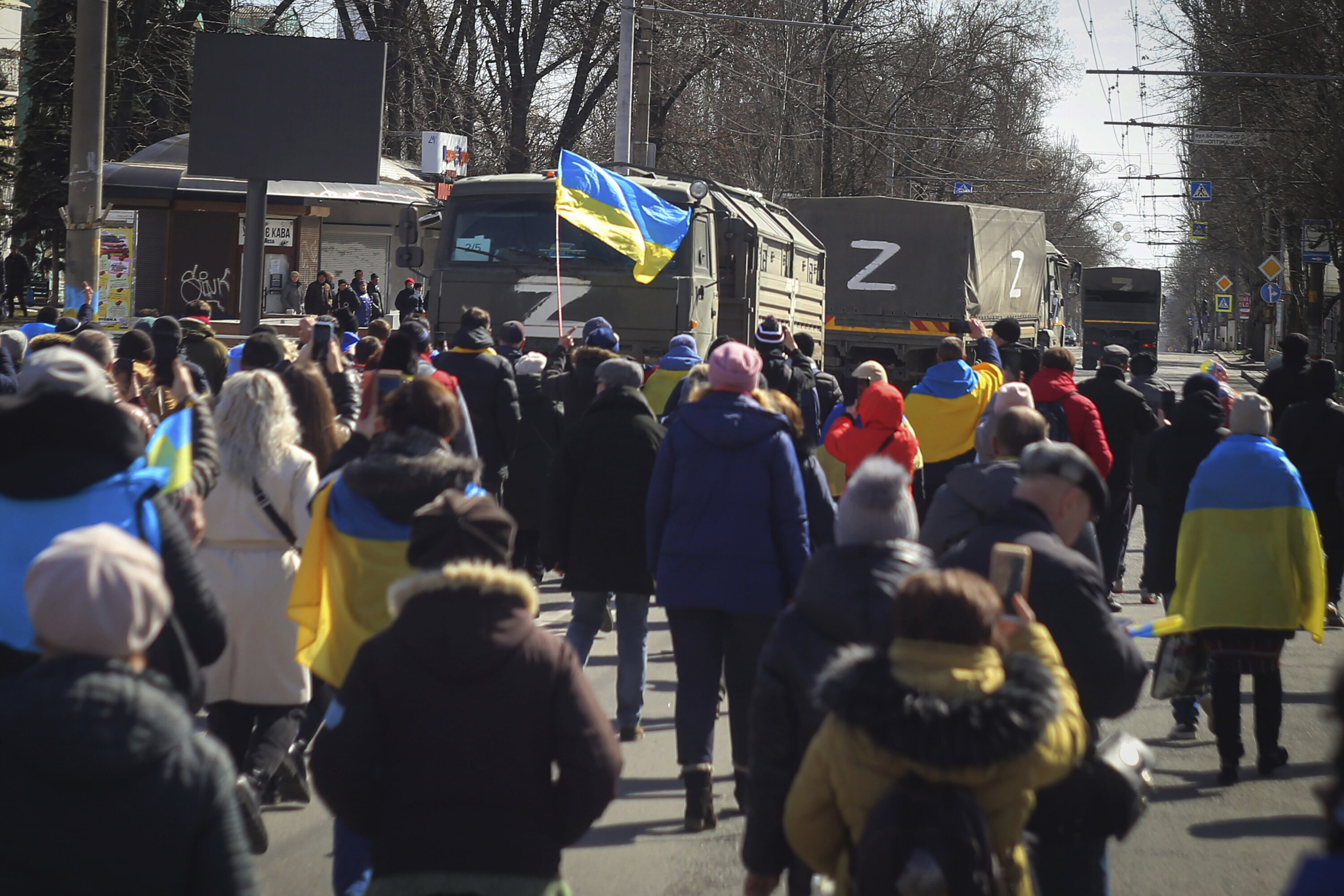 Херсон 2022 года. Пророссийские митинги в Херсоне. Протесты в Херсоне против российских войск.