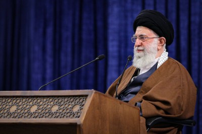 Iranski ajatolah poručio: "Budućnost Irana ne bi trebala biti vezana uz uspjeh ili neuspjeh pregovora o obnovi nuklearnog sporazuma"